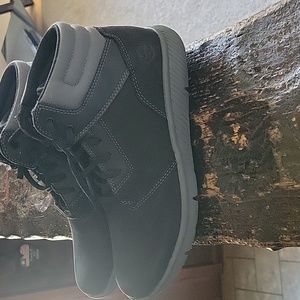 Jr Timberland black boots  size 5.5